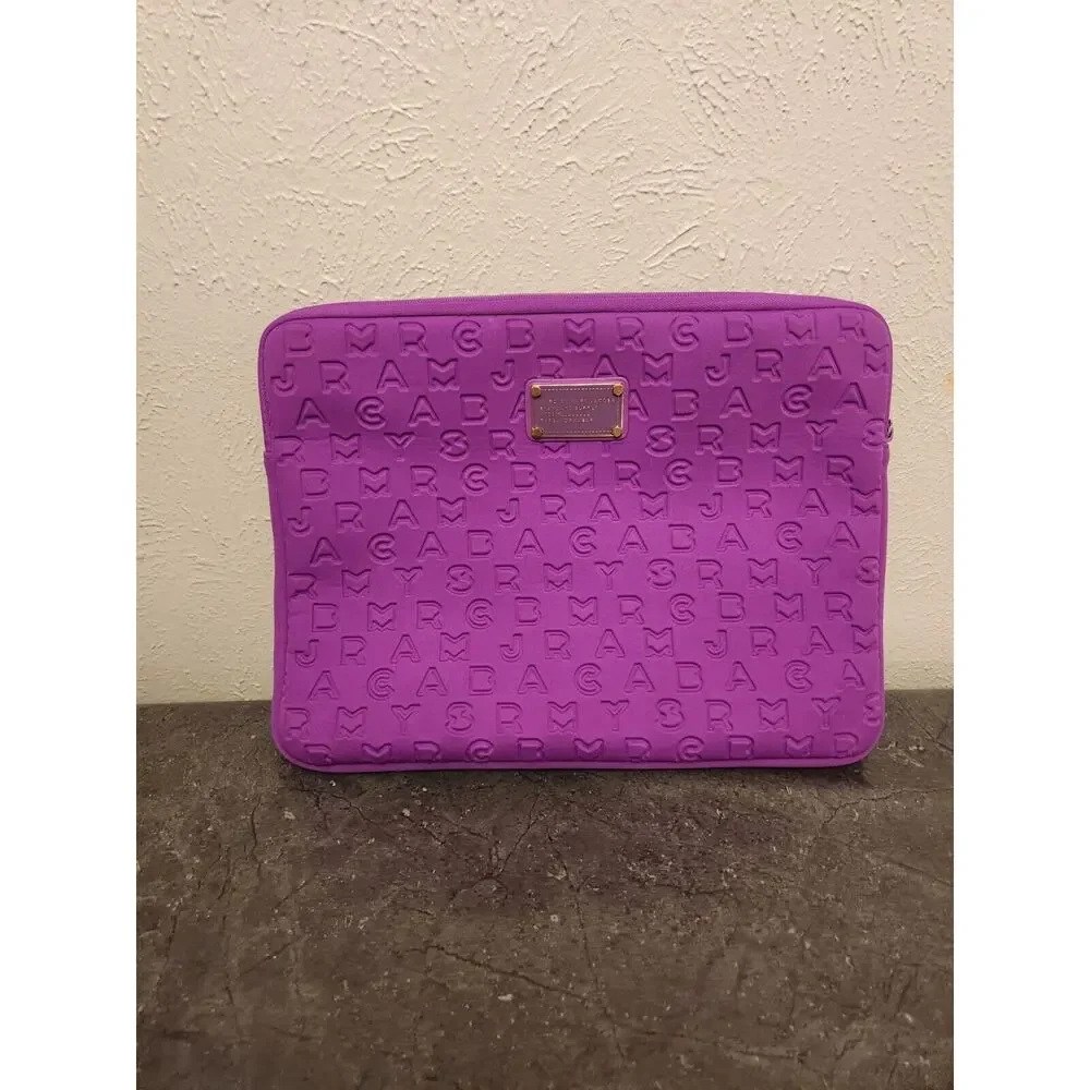 MARC BY MARC JACOBS LAPTOP‎ SLEEVE CASE MAGIC VIOLET 15